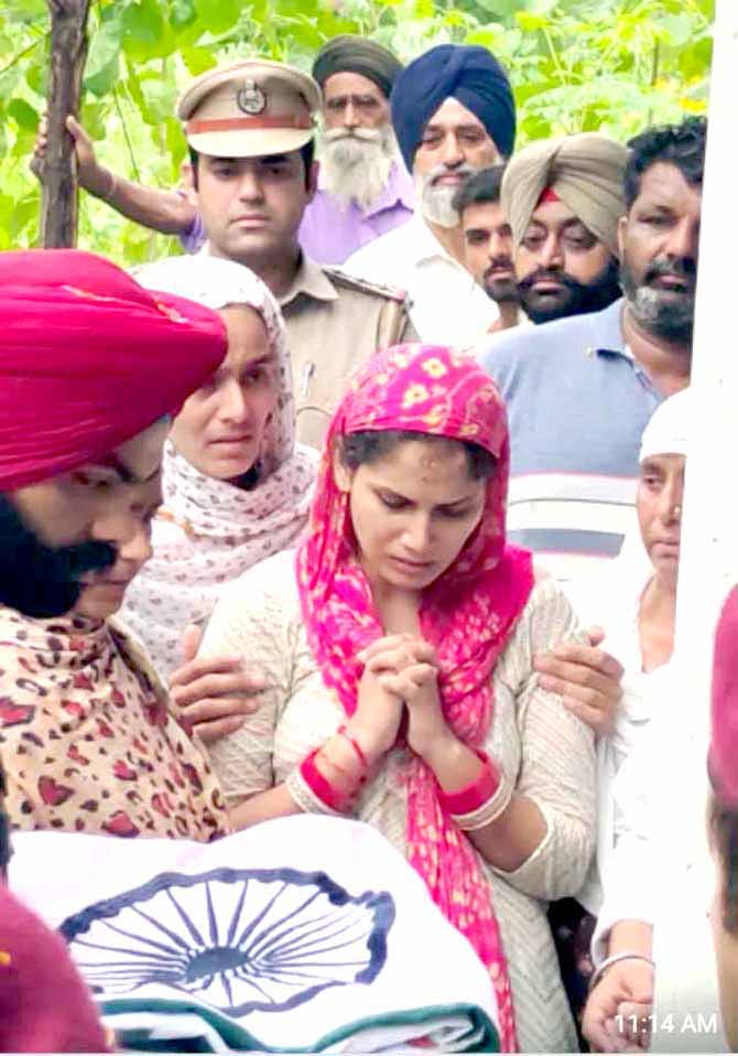 Lance Naik Baljit Singh, who was martyred in Rajouri sector, was cremated with official honours